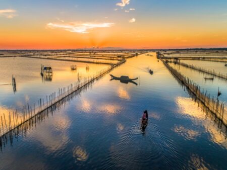 Private Sunset on Tam Giang Lagoon Tour with Local Guide