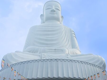 Private Car Danang to Ba Na Hills 9 27 meter high Shakyamuni Buddha statue