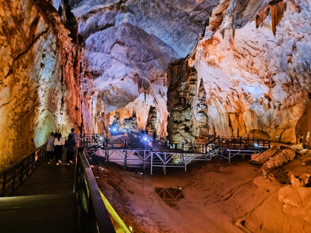 Hue to Paradise Cave tour package