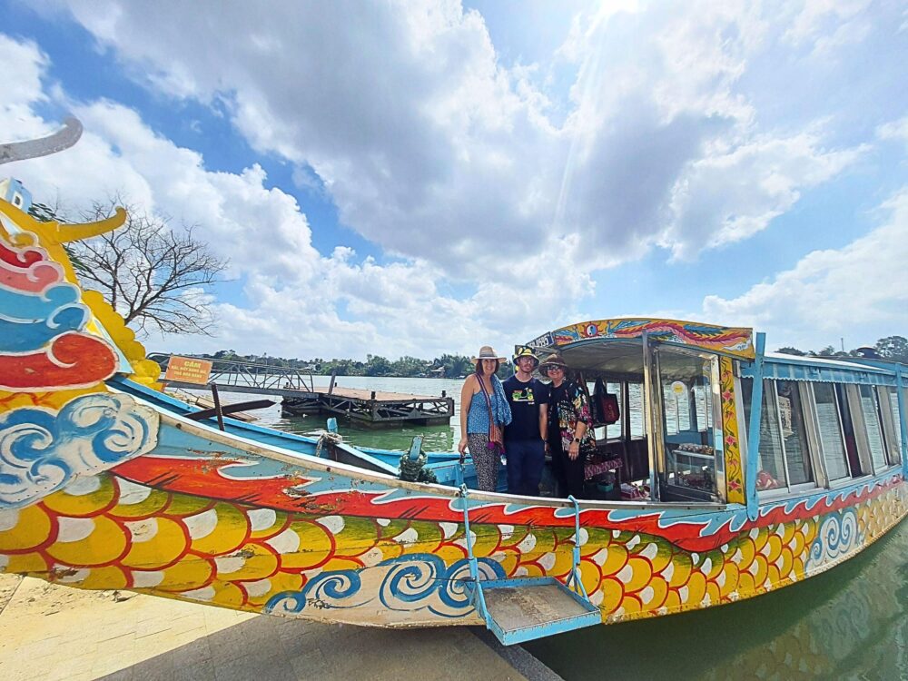 hue boat tour
