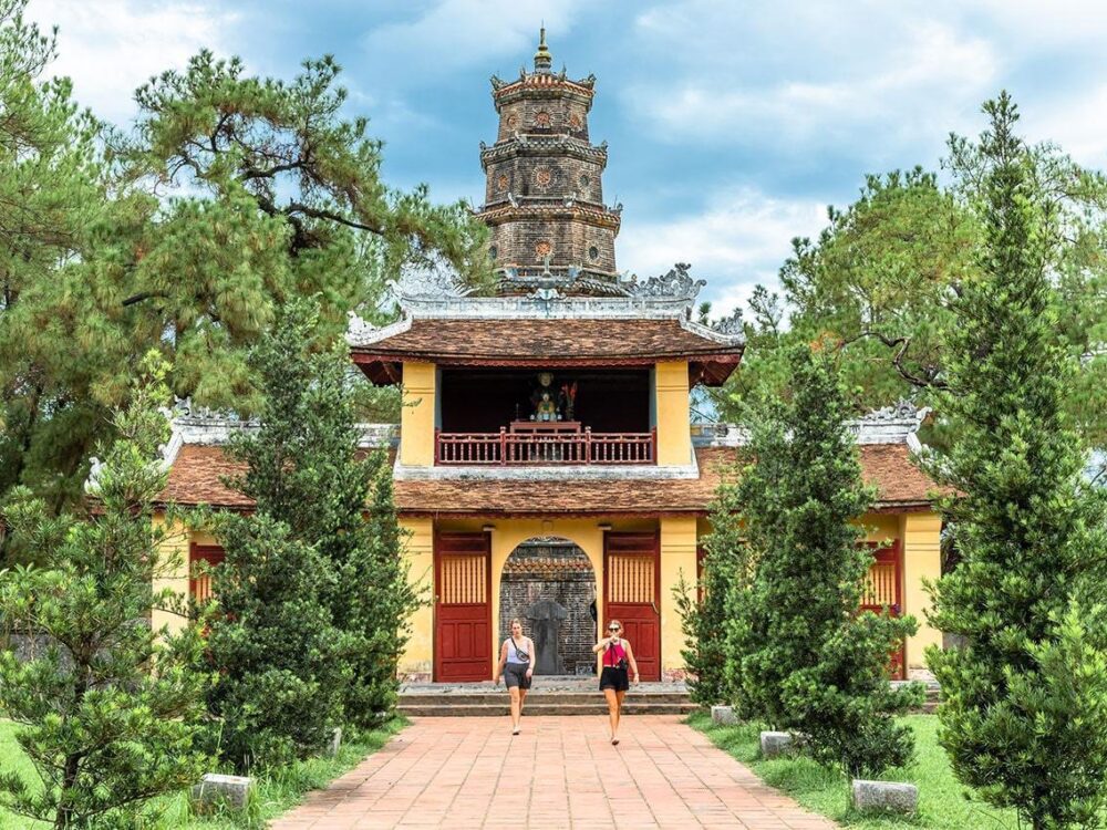 Hue City Tour Half Day 9 Thien Mu Pagoda