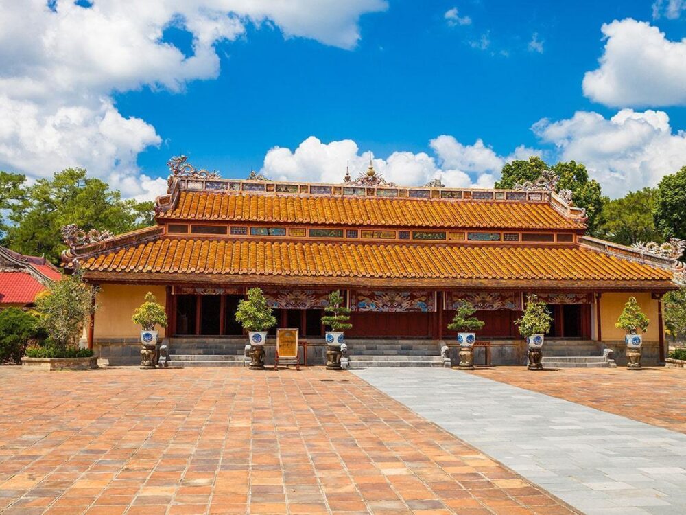 tomb of Minh Mang min