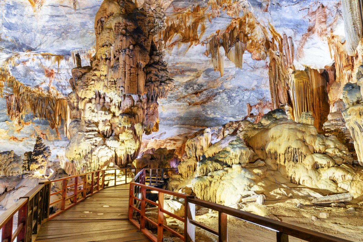 Paradise Cave 