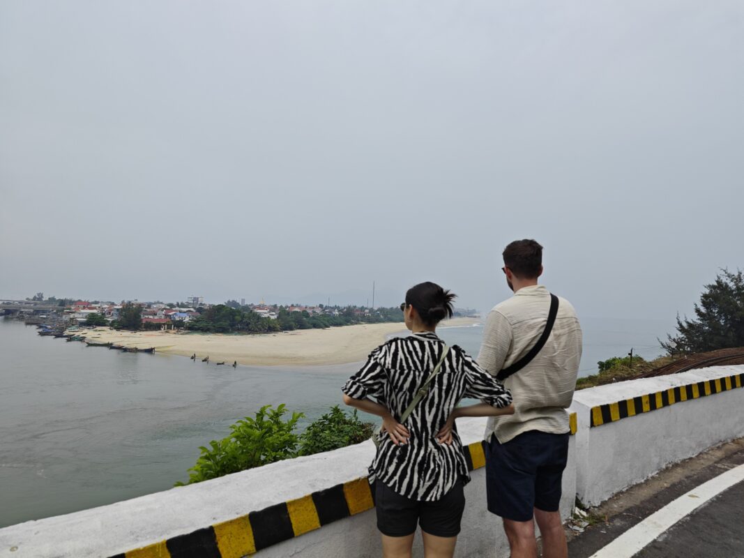 Hai Van Pass sightseeing stop in Private car from Hoi An to Hue