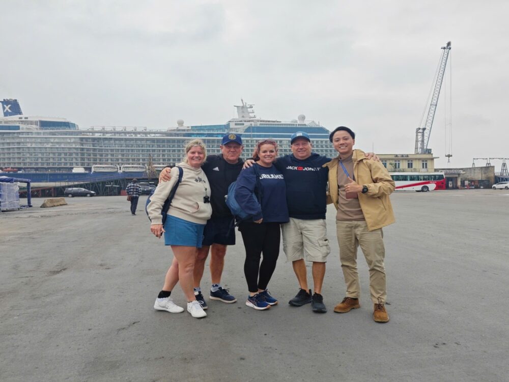 chan may port tour guide