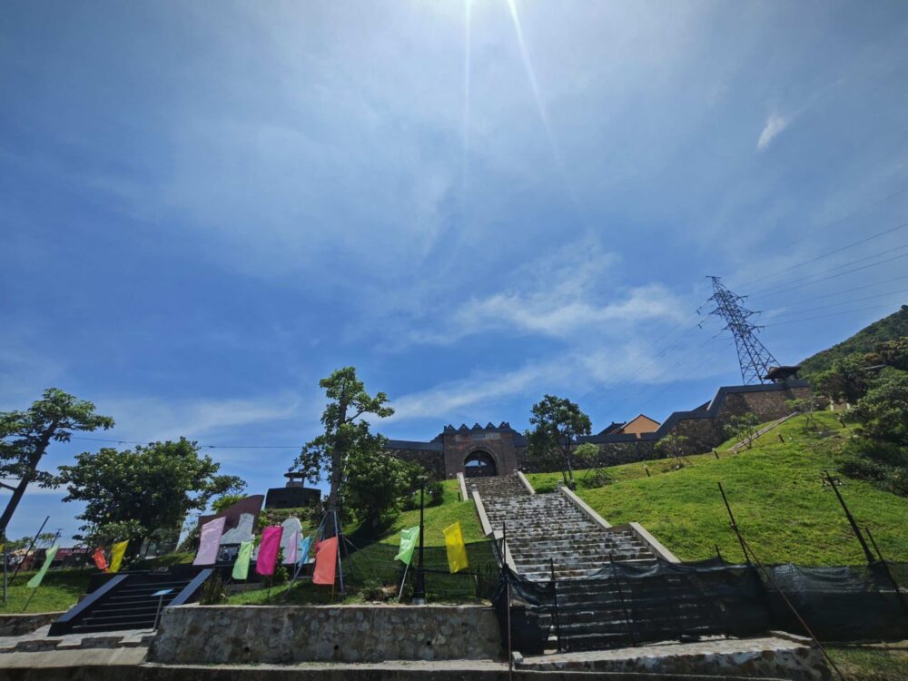 Hue to Ba Na Hills by Private Car 13 z5541089248102 ab868db79d138130540d7713d6bbbbec