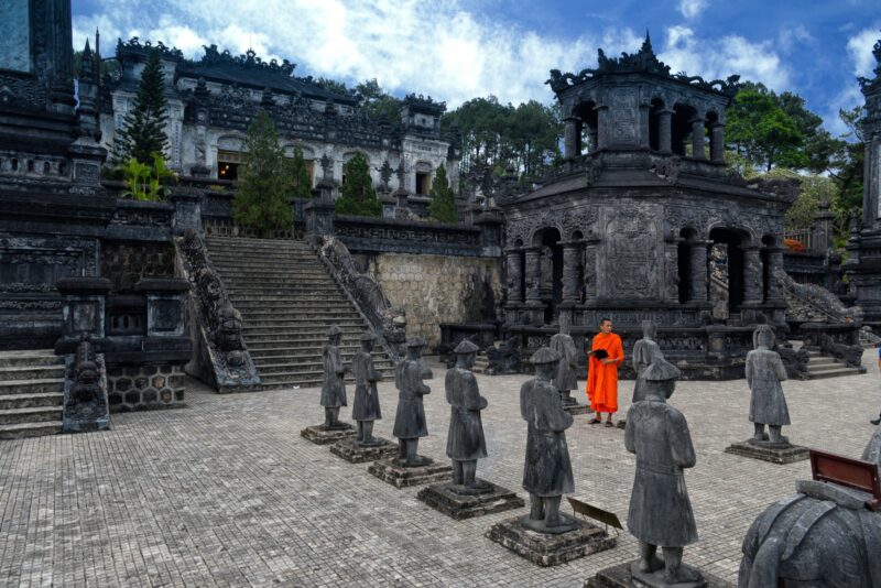 hue tomb compressed